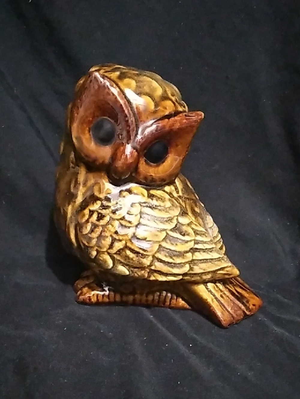 Vintage Handcrafted Golden Brown Owl Figurine (B7)
